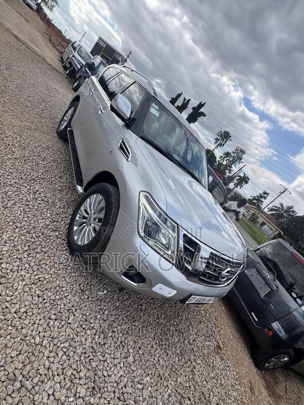 Nissan Patrol 2016 Silver