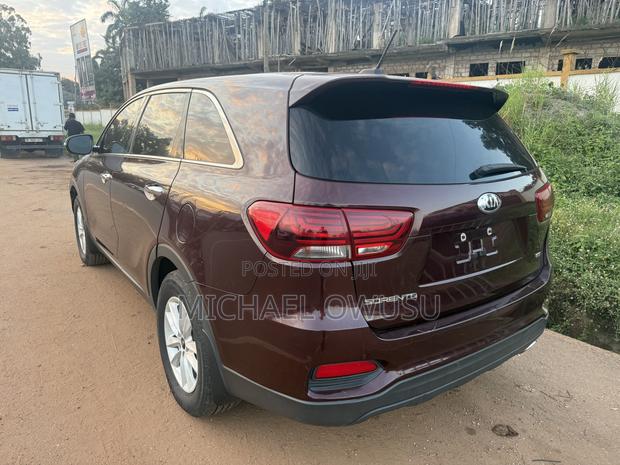 Kia Sorento 2019 Brown