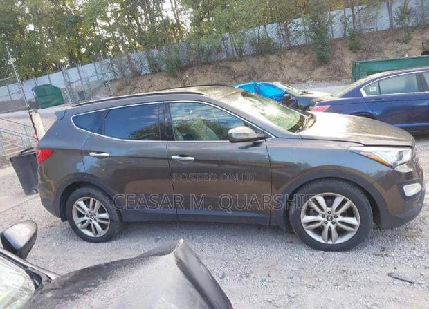 Hyundai Santa Fe 2014 Brown