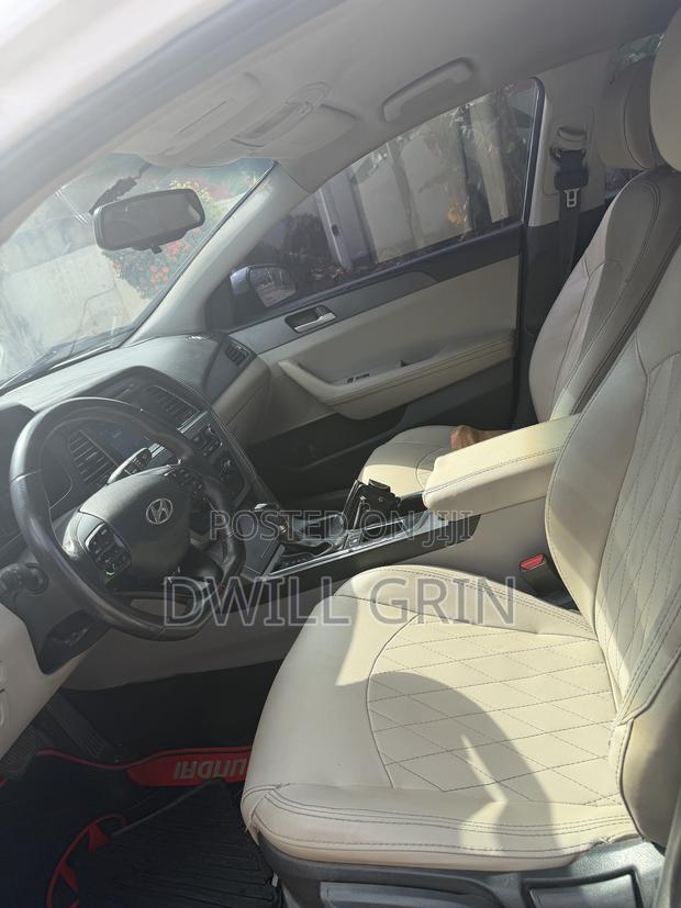 Hyundai Sonata SE 2016 White