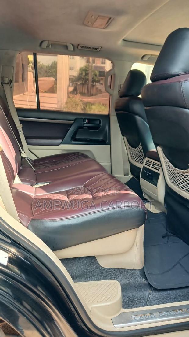 Toyota Land Cruiser 4.5 V8 TD 2019 Black