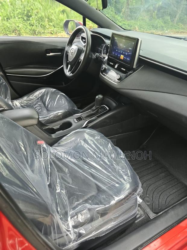 Toyota Corolla 2021 Orange