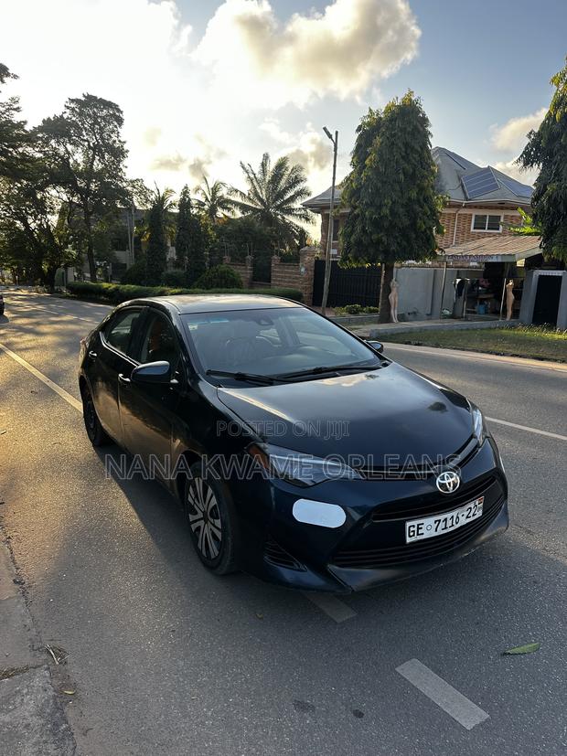 Toyota Corolla LE 4dr Sedan (1.8L 4cyl CVT) 2017 Black