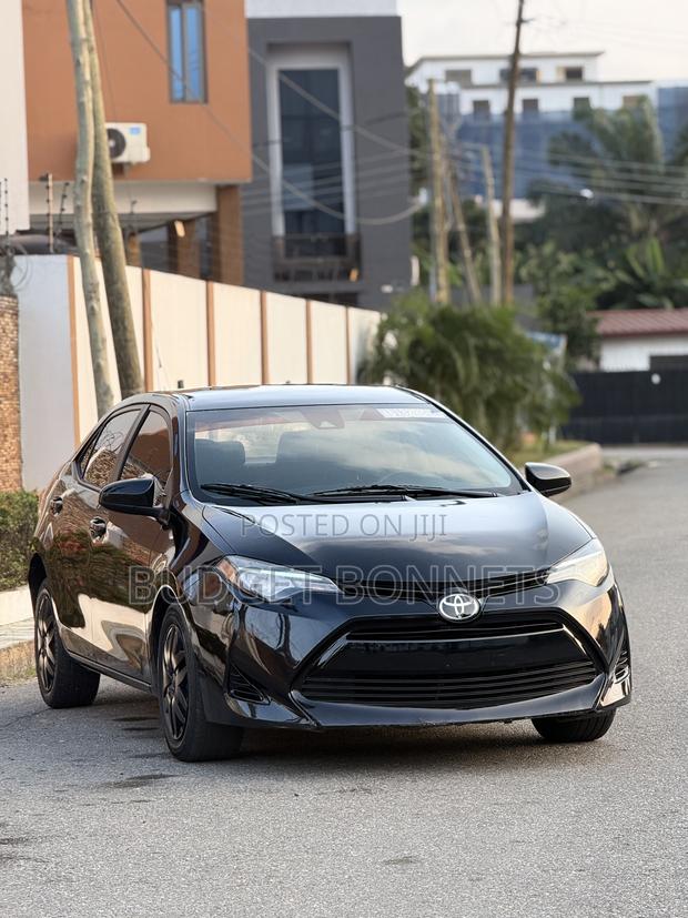 Toyota Corolla LE 4dr Sedan (1.8L 4cyl CVT) 2017 Black