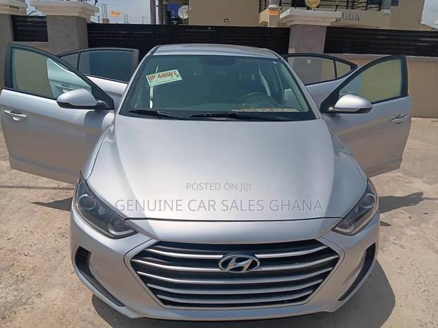 Hyundai Elantra SE 2018 Silver