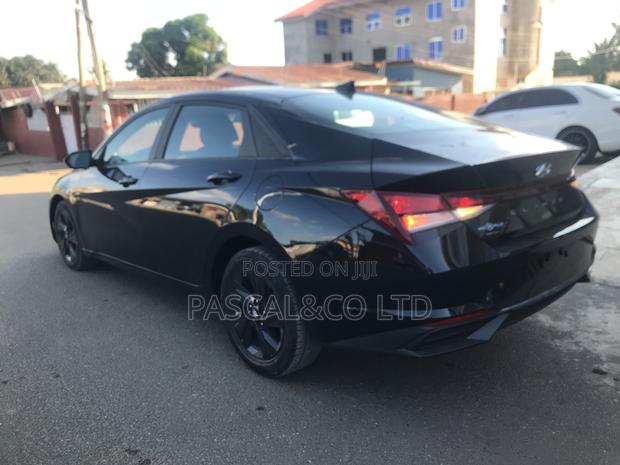 Hyundai Elantra SE 2023 Black
