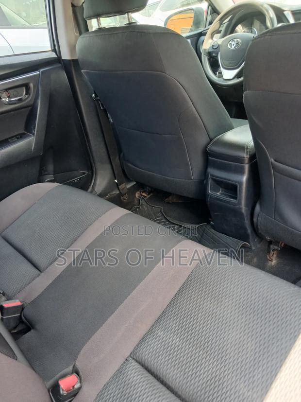 Toyota Corolla 2018 Black