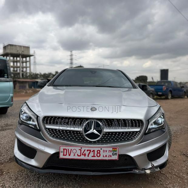 Mercedes-Benz CLA-Class CLA 250 4MATIC Sedan 2016 Silver