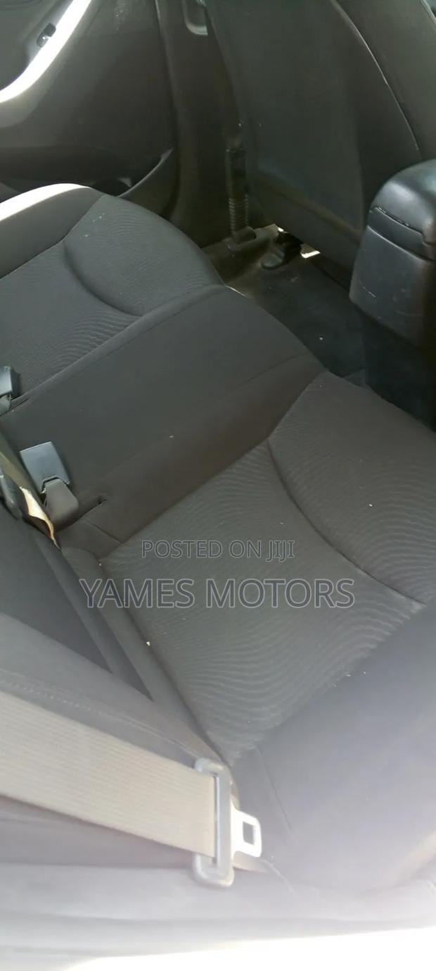 Hyundai Elantra 2015 White