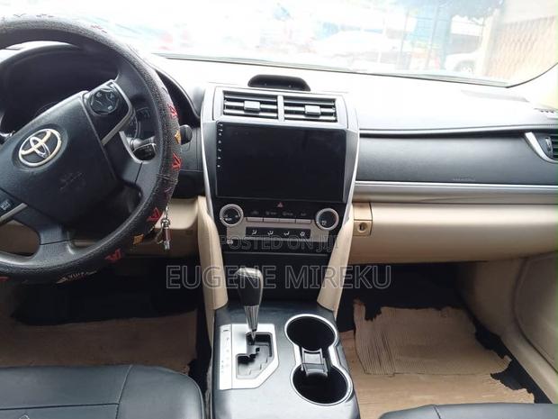 Toyota Camry 2014 Red
