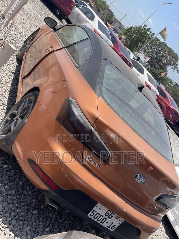 Kia Forte 2015 Orange