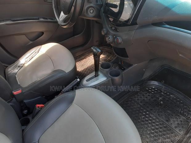 Chevrolet Spark 2012 White