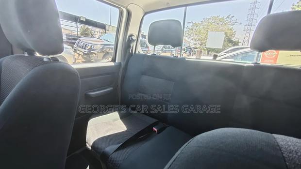 Nissan Hardbody 2020 White