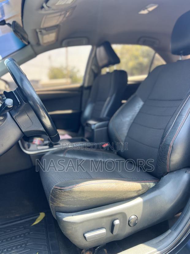 Toyota Camry LE 4dr Sedan (2.5L 4cyl 6A) 2016 Black