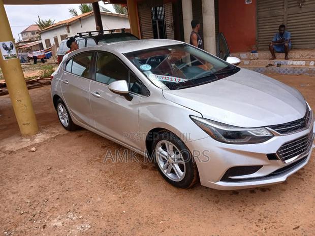 Chevrolet Cruze 2017 Silver