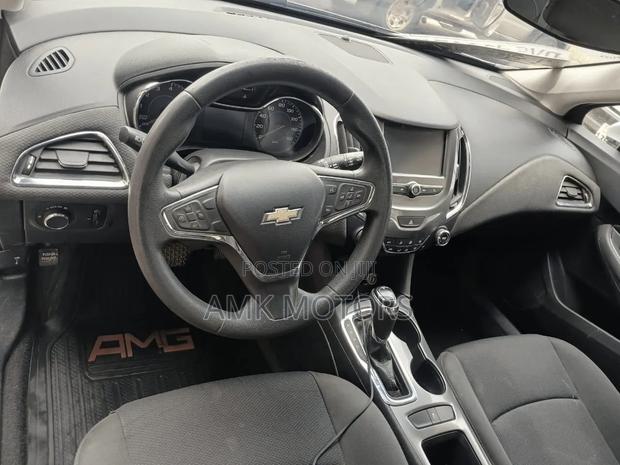 Chevrolet Cruze 2017 Silver
