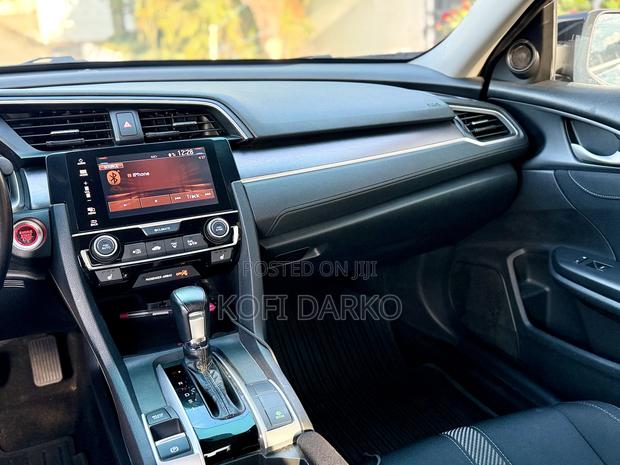 Honda Civic EX Sedan 2018 Black