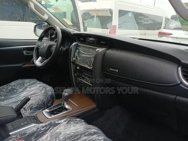New Toyota Fortuner 2024 Beige