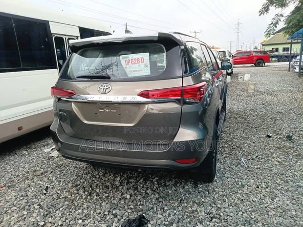 New Toyota Fortuner 2024 Beige