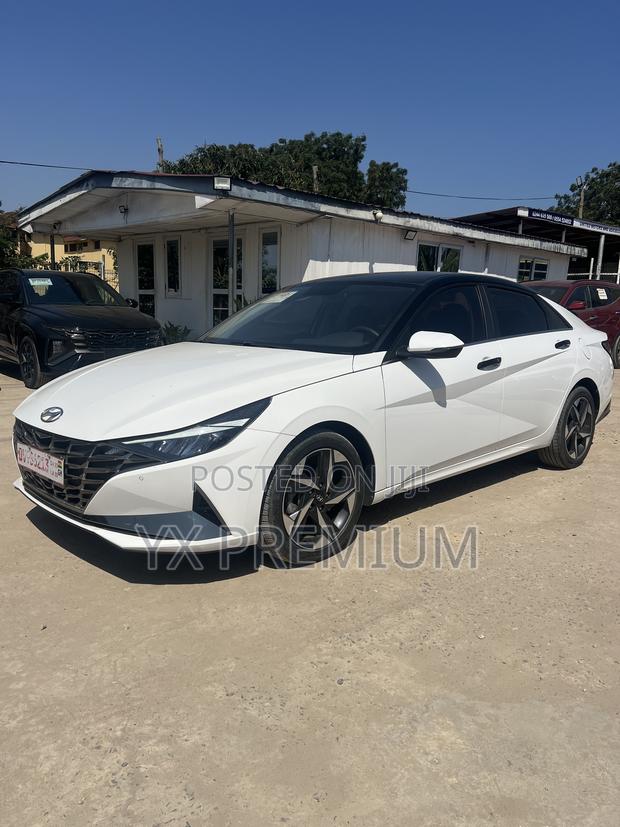 Hyundai Elantra SE 2023 White