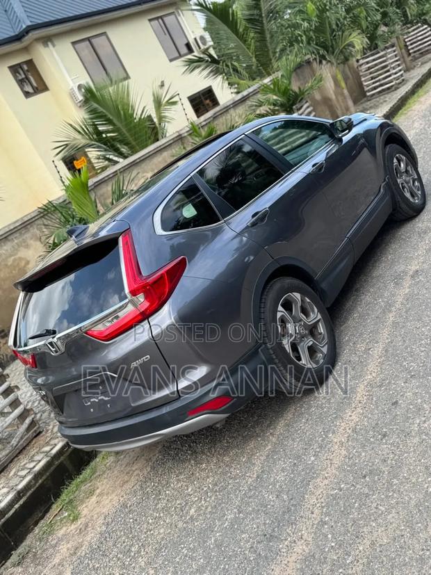 Honda CR-V 2018 Gray