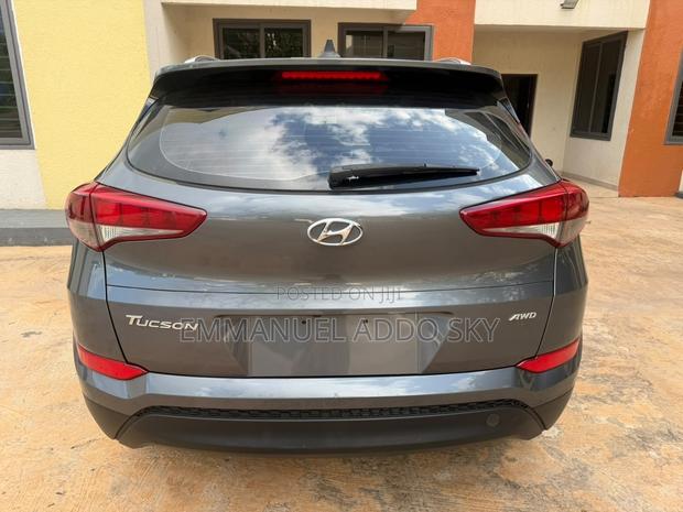 Hyundai Tucson 2018 Gray