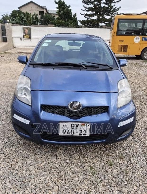 Toyota Vitz 1.0 FWD 5dr 2008 Blue