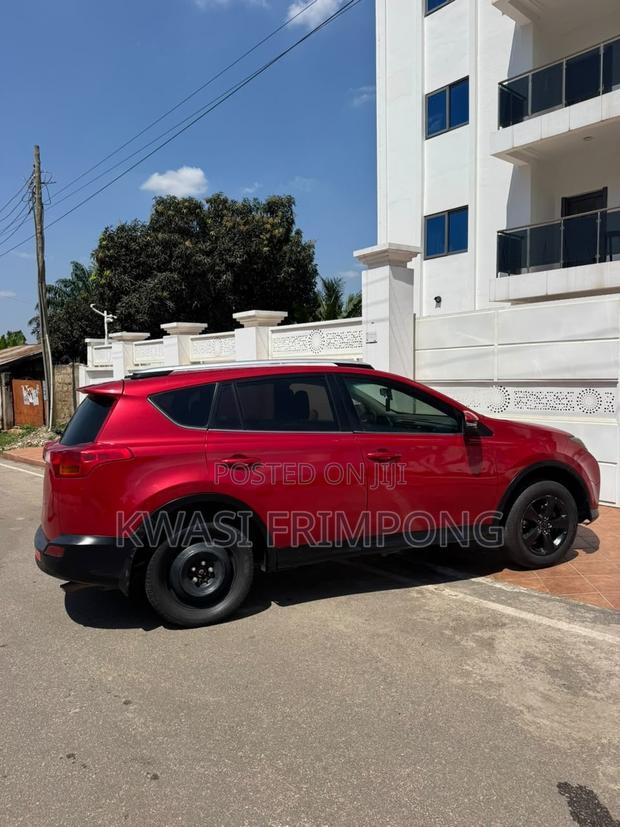 Toyota RAV4 XLE AWD (2.5L 4cyl 6A) 2016 Red