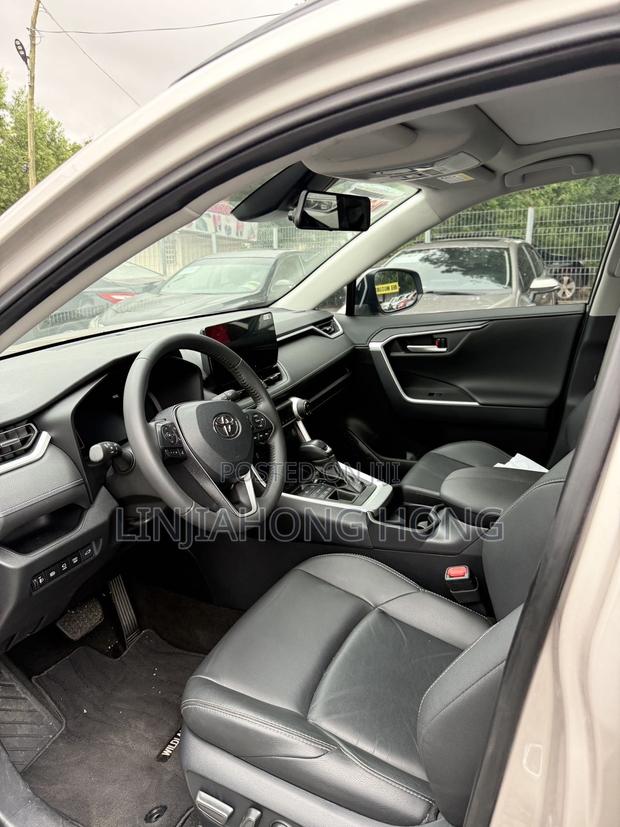 New Toyota RAV4 2023 Gold