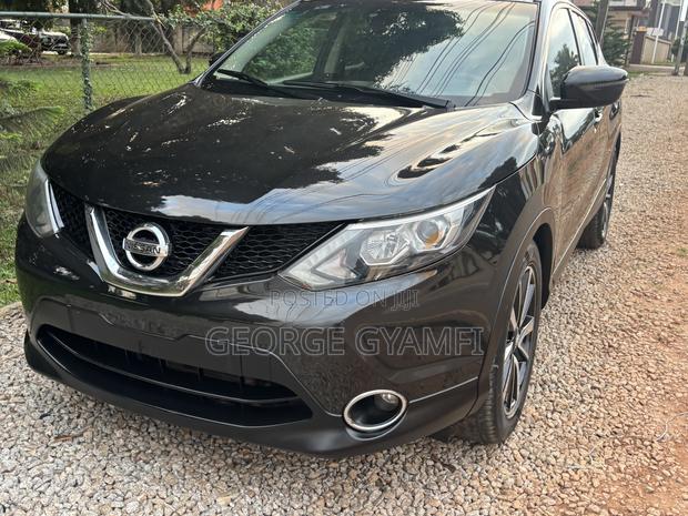 Nissan Qashqai 2017 Gray