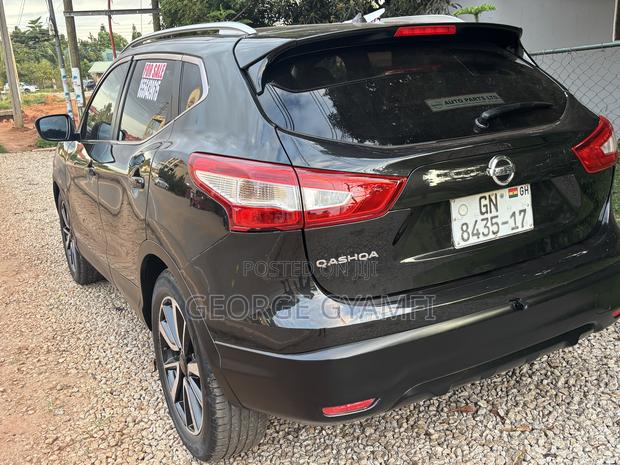 Nissan Qashqai 2017 Gray