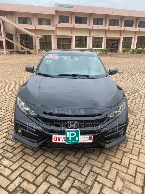 Honda Civic EX 4dr Hatchback (1.5L 4cyl) 2017 Black