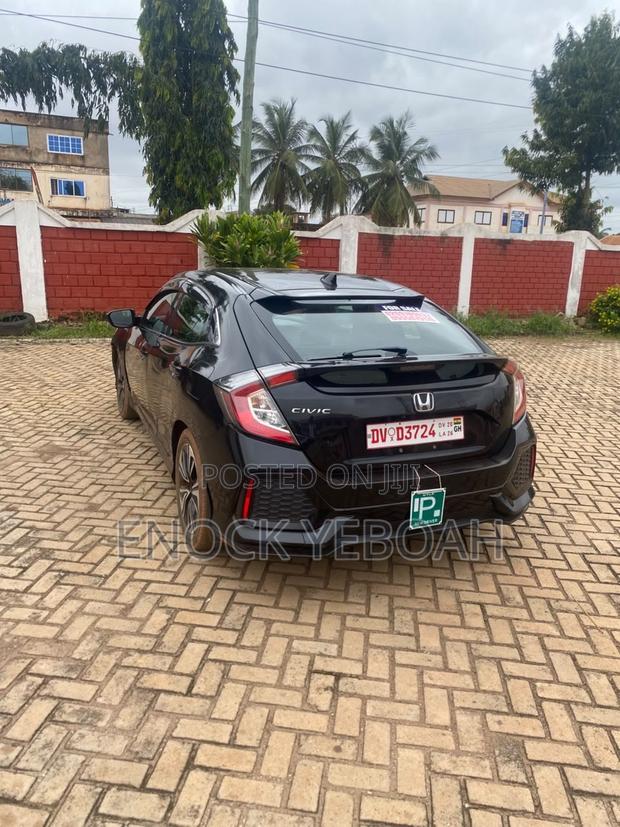 Honda Civic EX 4dr Hatchback (1.5L 4cyl) 2017 Black
