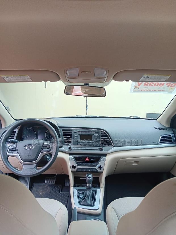 Hyundai Elantra ECO 2018 Black