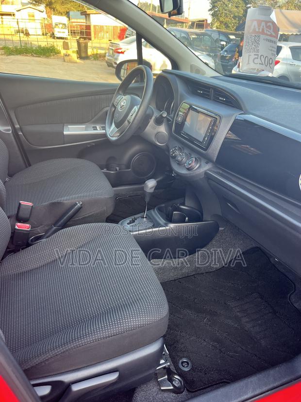 Toyota Vitz 1.3 AWD 5dr 2015 Red