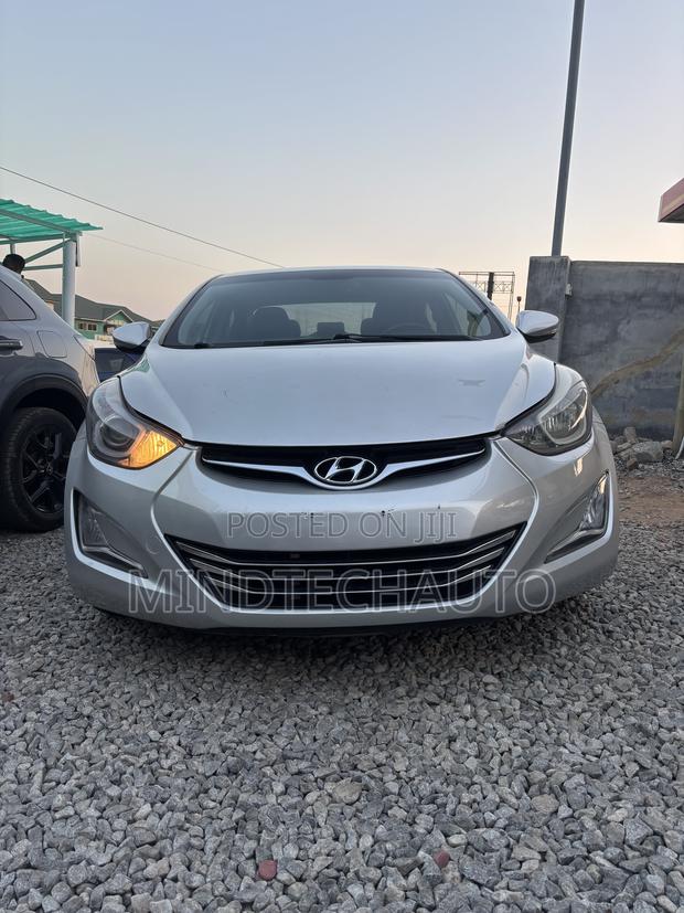 Hyundai Elantra Limited PZEV 4dr Sedan (1.8L 4cyl 6A) 2014 Silver