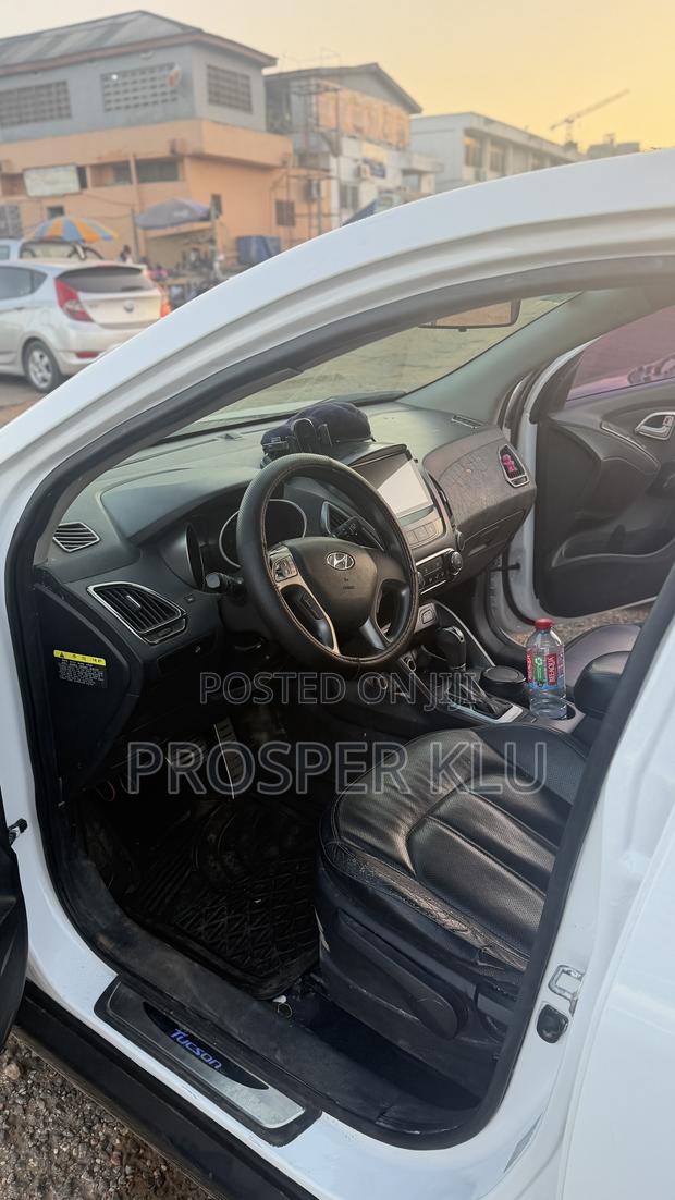 Hyundai Tucson 2014 White