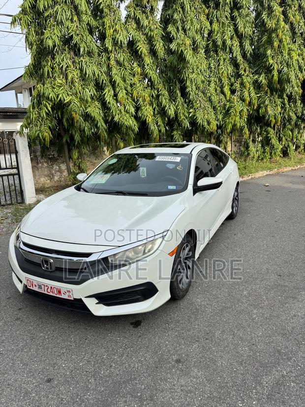 Honda Civic 2018 White