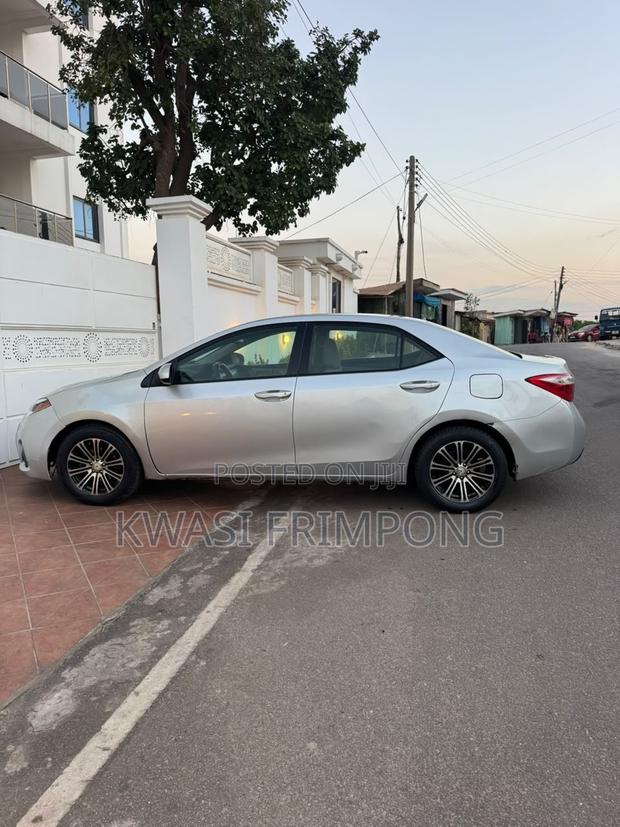 Toyota Corolla S 4dr Sedan (1.8L 4cyl CVT) 2016 Silver