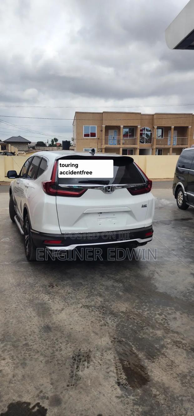 Honda CR-V Touring 2021 White