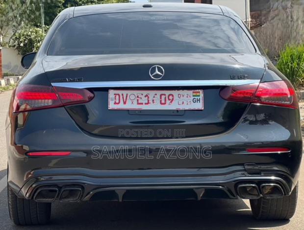 Mercedes-Benz E300 4Matic AWD Sedan (2.0L 4cyl 9A) 2017 Black