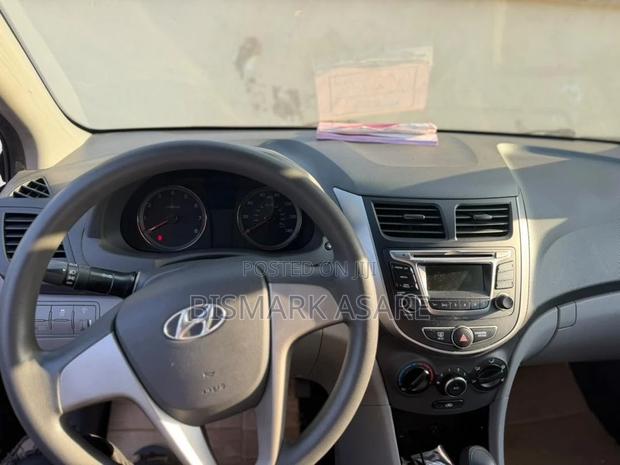 Hyundai Accent 2016 Black
