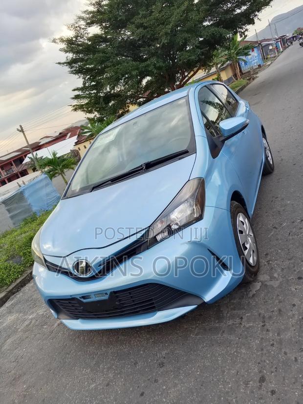 Toyota Vitz 1.3 FWD 5dr 2015 Blue