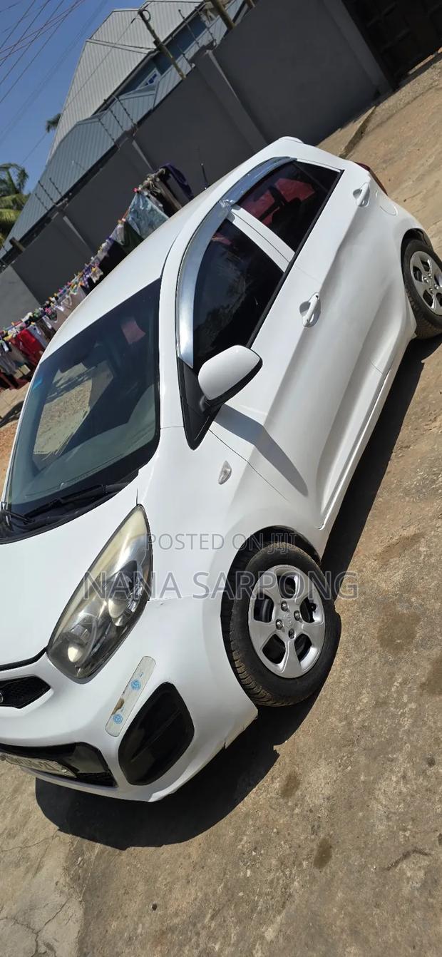 Kia Morning 2012 White