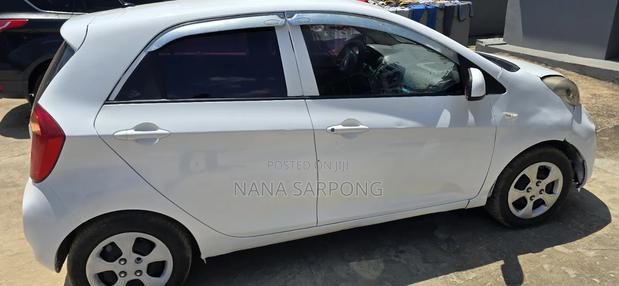 Kia Morning 2012 White