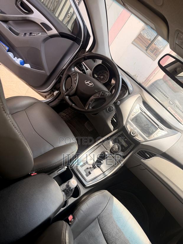 Hyundai Elantra Limited 2012 Silver