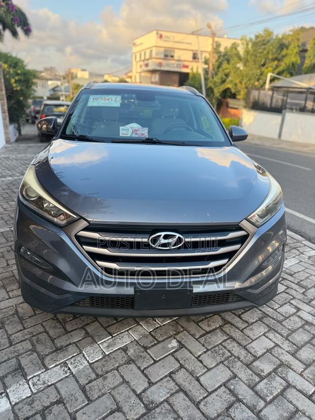Hyundai Tucson 2016 Gray