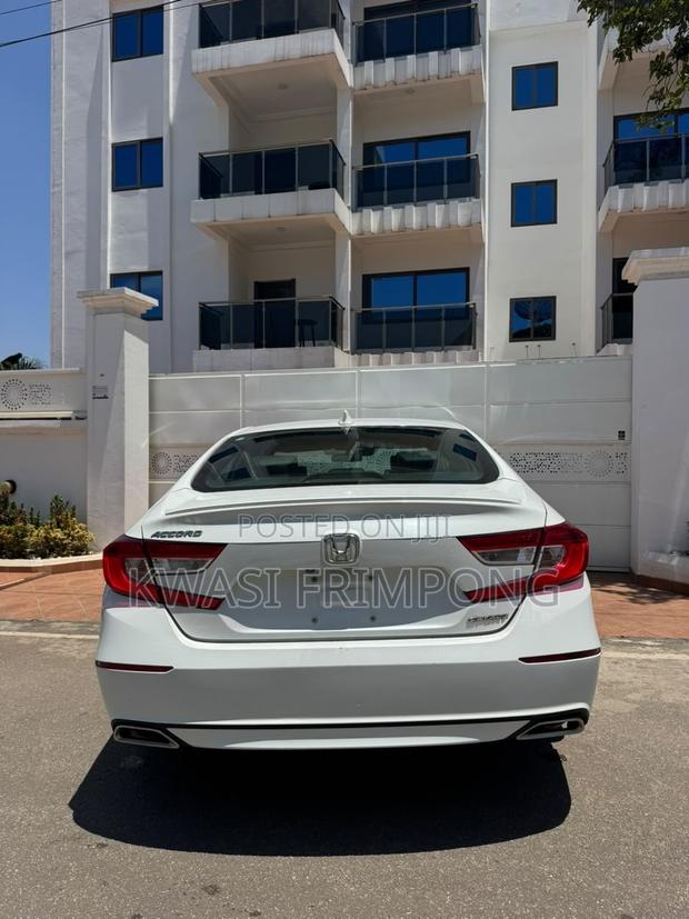 Honda Accord 2019 White