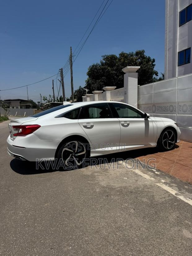 Honda Accord 2019 White