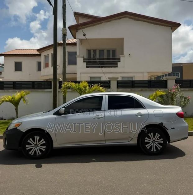 Toyota Corolla 2013 Silver